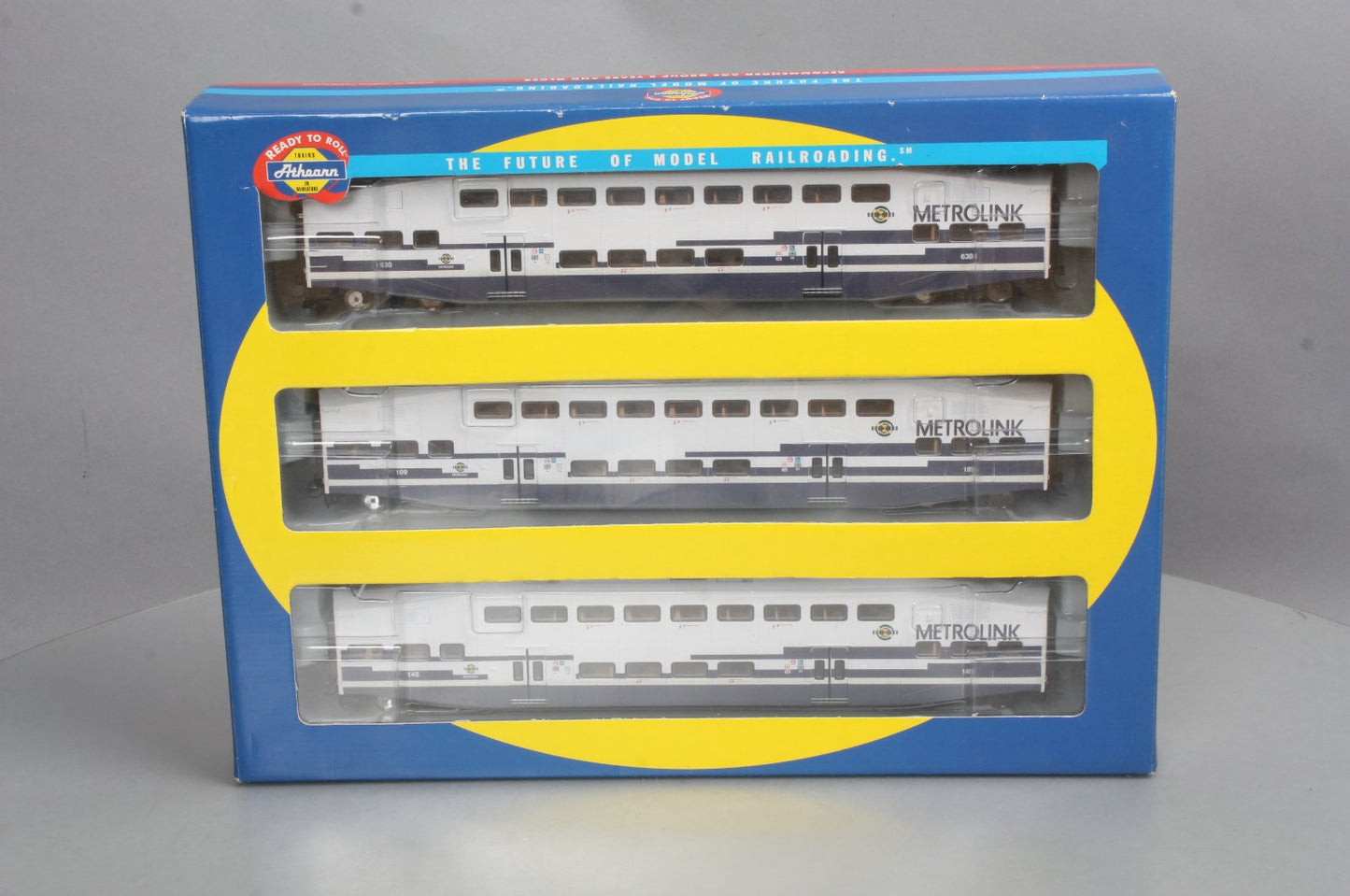 Athearn 2580 Set: Metrolink Bombardier Control Car #630, Coaches #109, #145 MT/Box