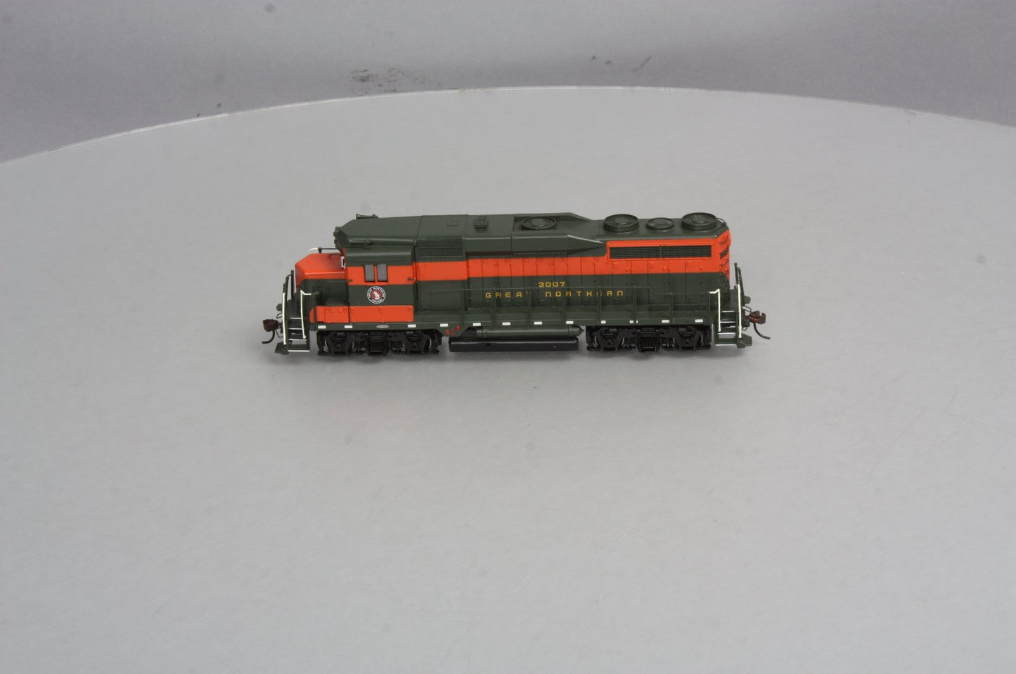 Bachmann 60803 HO Scale GN GP30 Diesel Locomotive w/DCC #3007