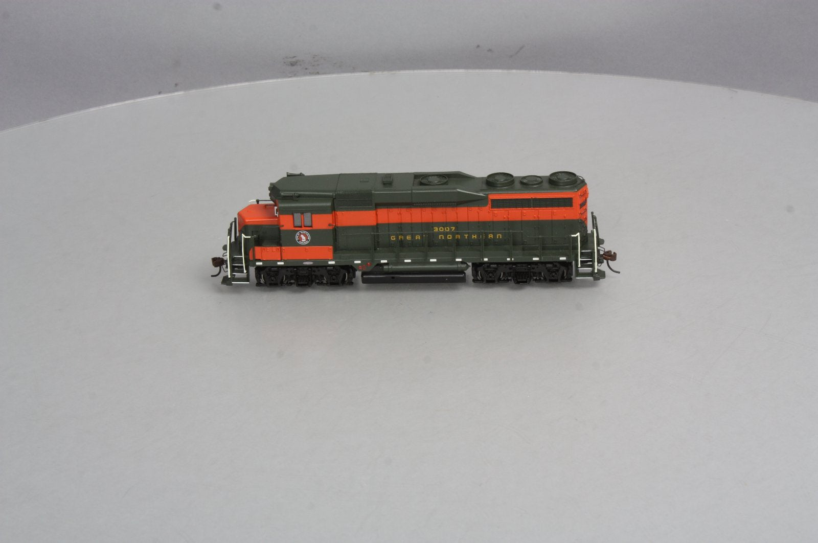 Bachmann 60803 HO Scale GN GP30 Diesel Locomotive w/DCC #3007