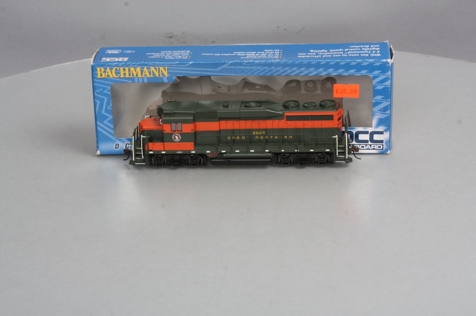 Bachmann 60803 HO Scale GN GP30 Diesel Locomotive w/DCC #3007
