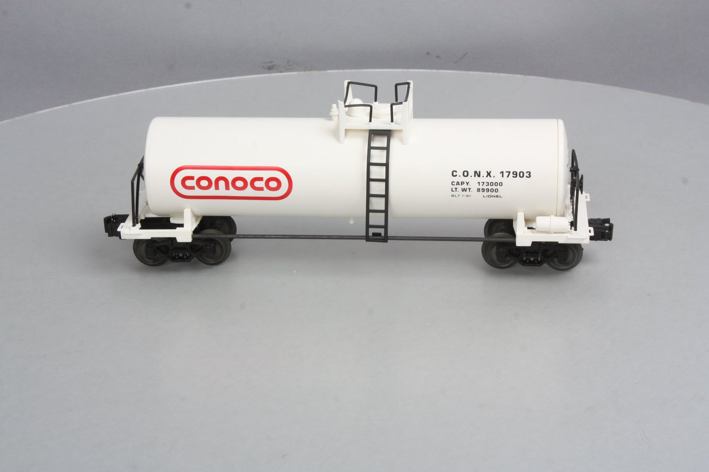 Lionel 6-17903 O Gauge Conoco Tank Car LN/Box