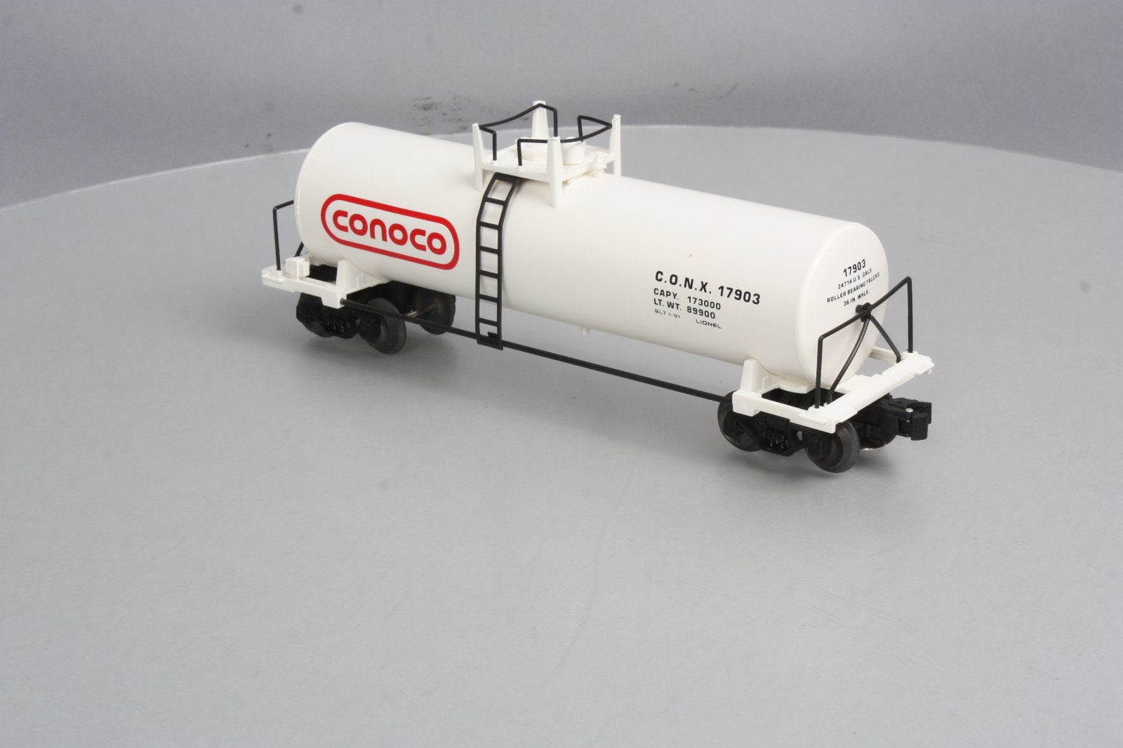 Lionel 6-17903 O Gauge Conoco Tank Car LN/Box