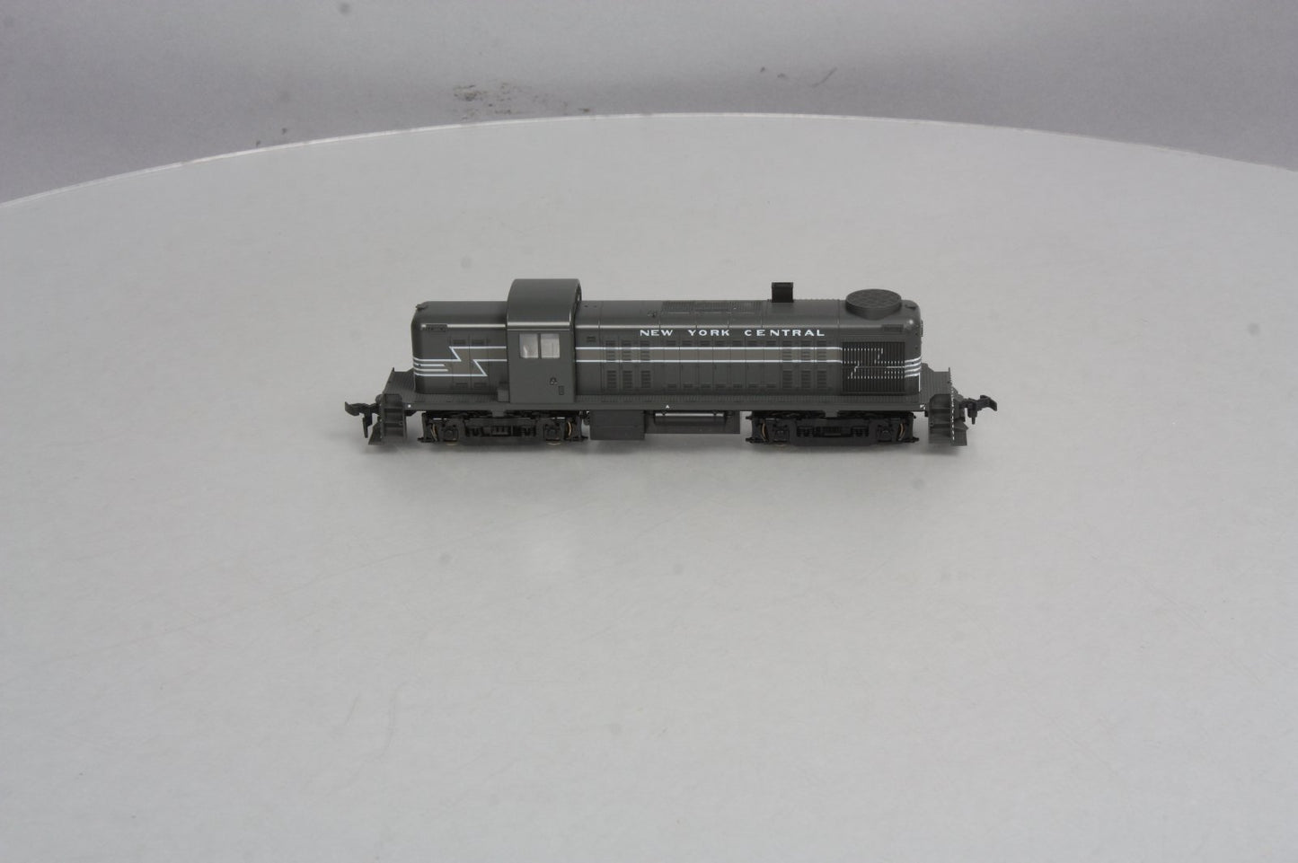 Kato 37-2403 HO New York Central ALCO RS-2 Diesel Engine (Unnumbered) LN/Box