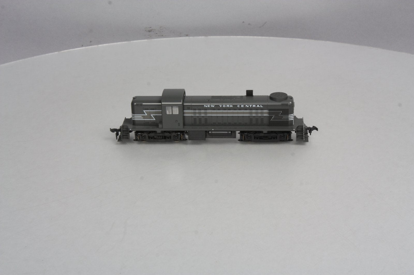 Kato 37-2403 HO New York Central ALCO RS-2 Diesel Engine (Unnumbered) LN/Box