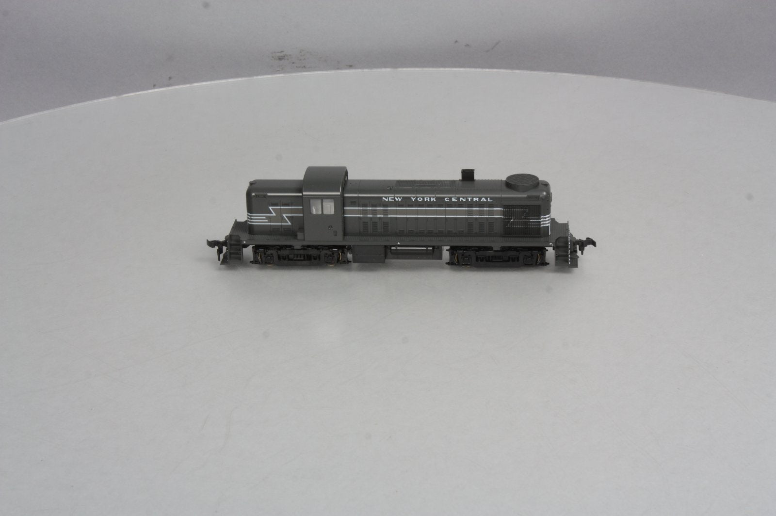 Kato 37-2403 HO New York Central ALCO RS-2 Diesel Engine (Unnumbered) LN/Box