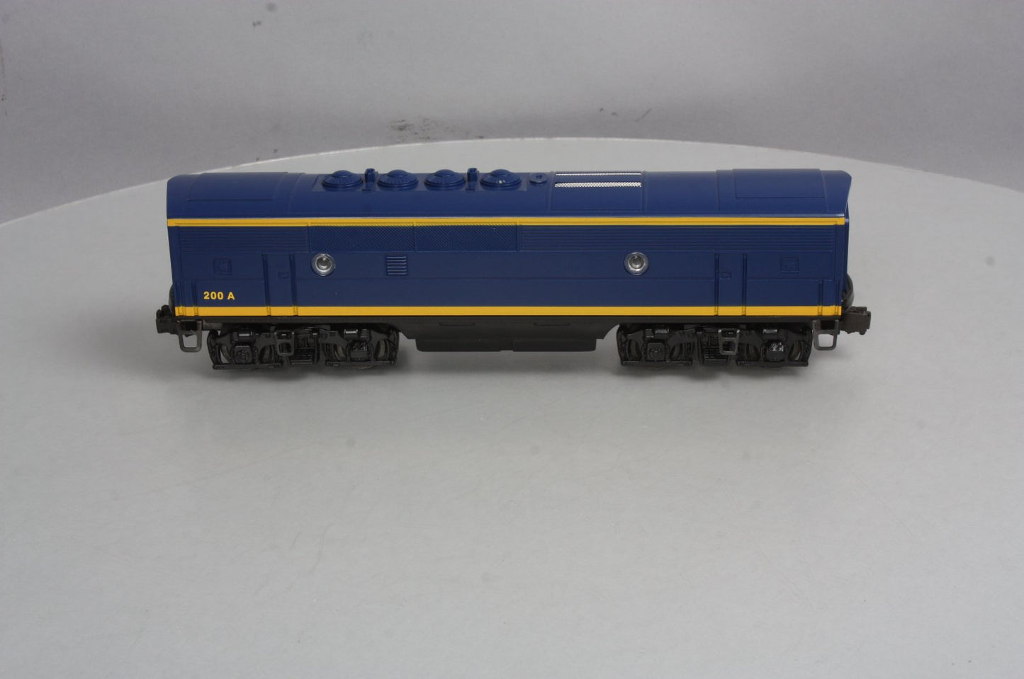 Lionel 6-18121 O Gauge Santa Fe F-3 Non-Powered Diesel B-Unit #200A LN/Box