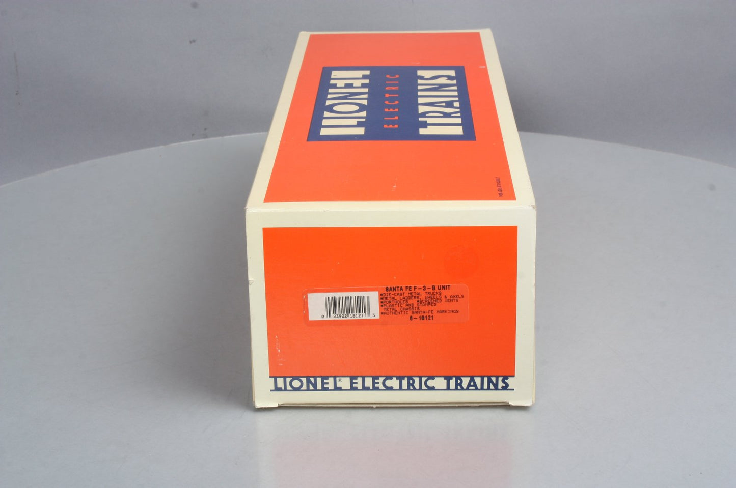 Lionel 6-18121 O Gauge Santa Fe F-3 Non-Powered Diesel B-Unit #200A LN/Box