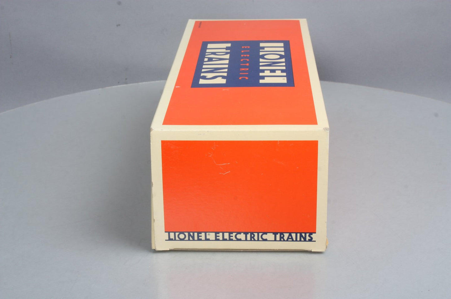 Lionel 6-18121 O Gauge Santa Fe F-3 Non-Powered Diesel B-Unit #200A LN/Box