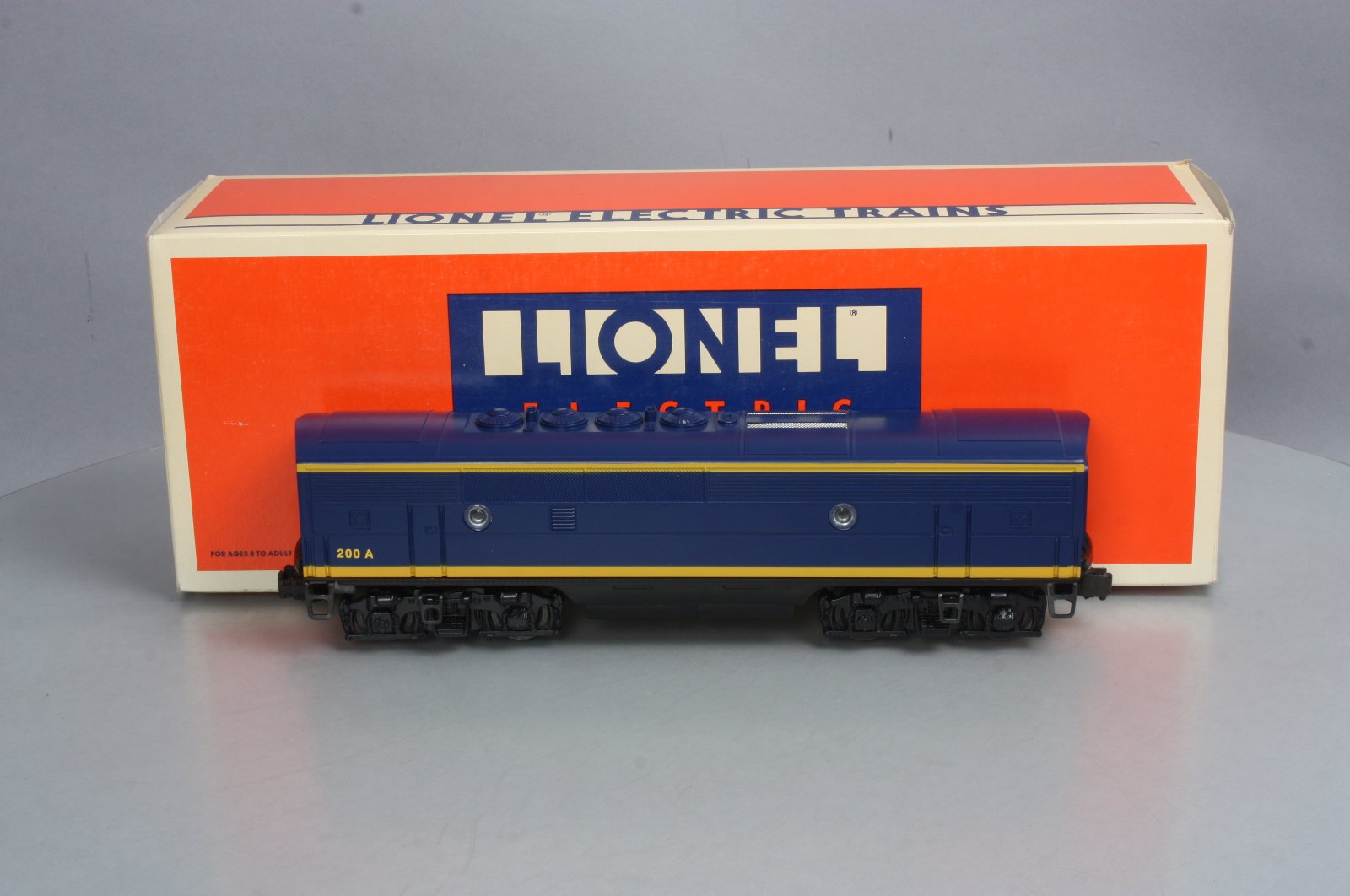 Lionel 6-18121 O Gauge Santa Fe F-3 Non-Powered Diesel B-Unit #200A LN/Box