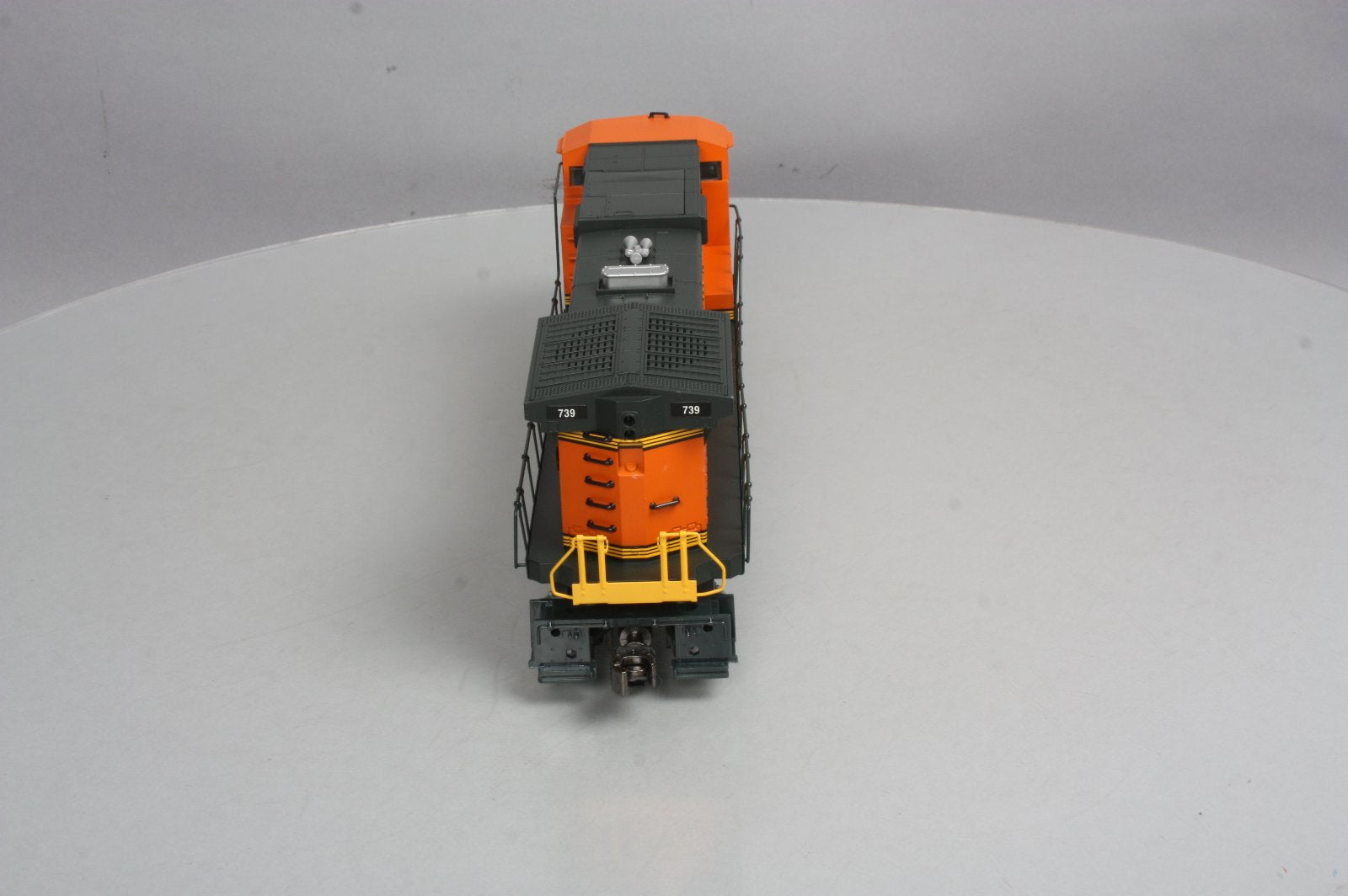Lionel 6-18231 O Gauge BNSF Dash 9 Diesel Locomotive #739 LN/Box