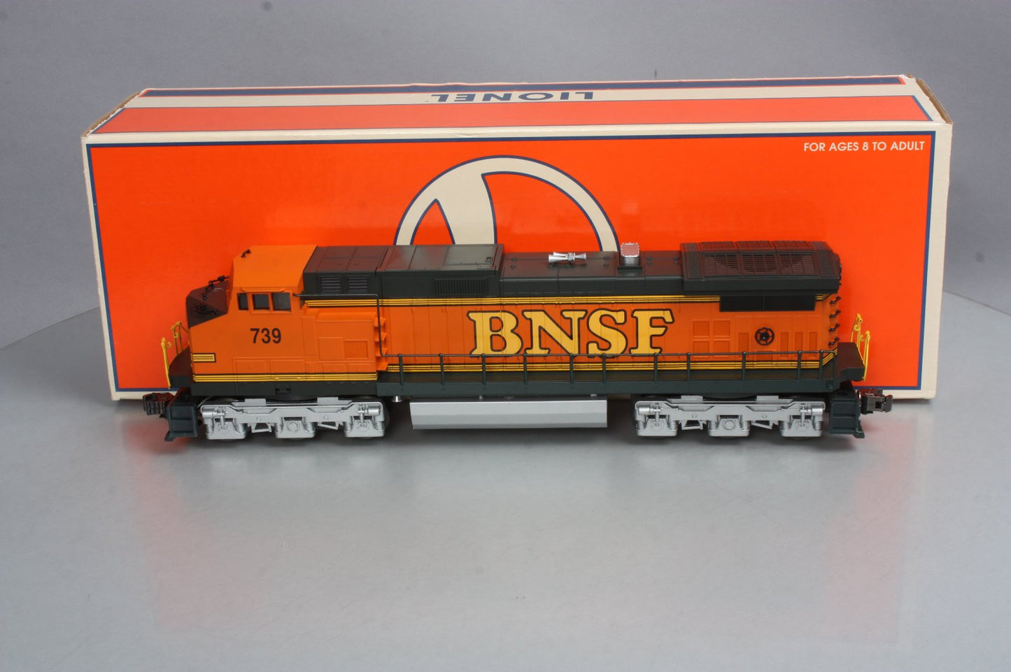 Lionel 6-18231 O Gauge BNSF Dash 9 Diesel Locomotive #739 LN/Box