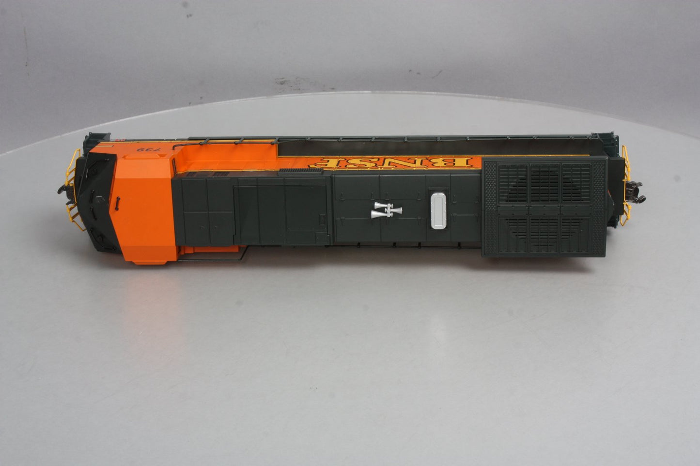 Lionel 6-18231 O Gauge BNSF Dash 9 Diesel Locomotive #739 LN/Box