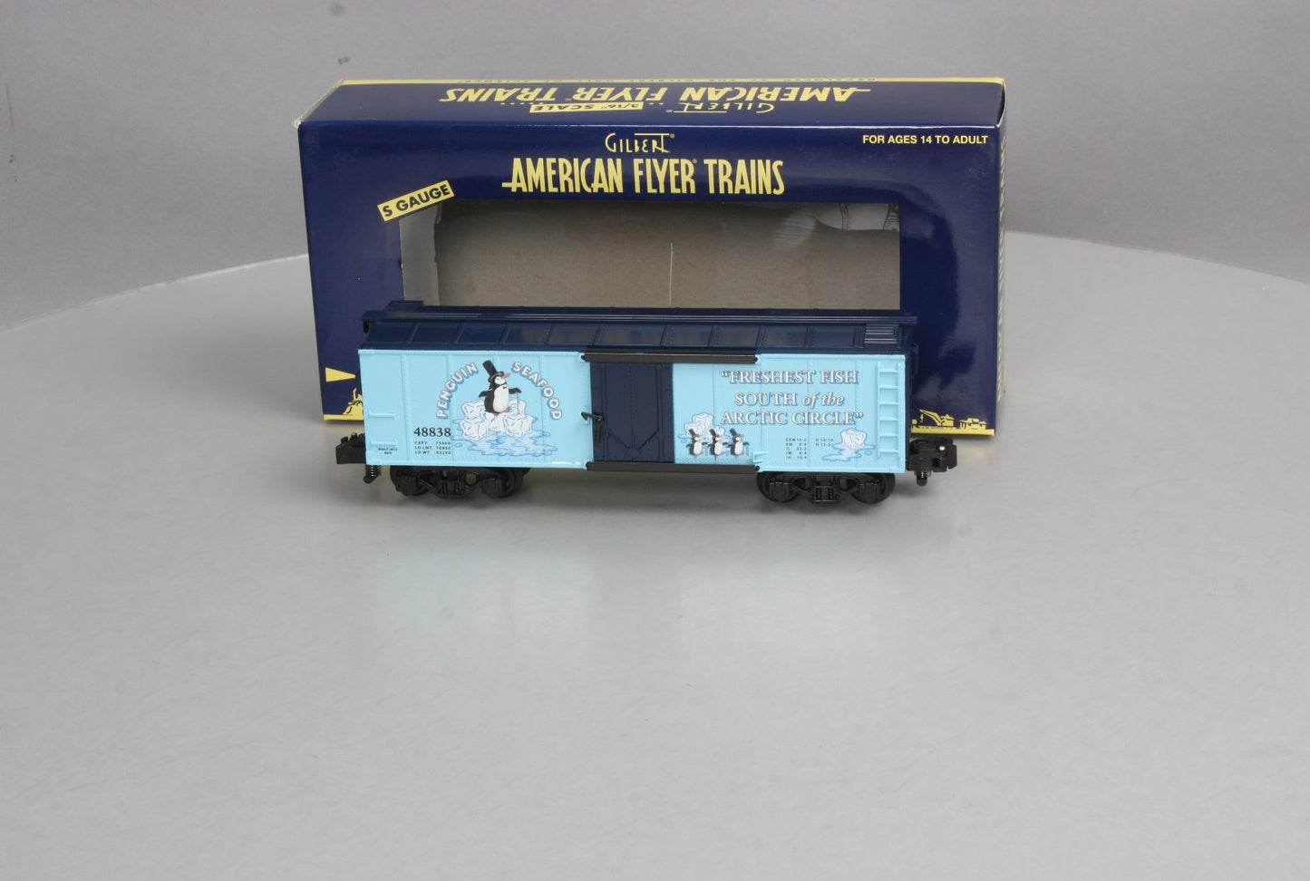 American Flyer 6-48838 S Scale Penguin Seafood Reefer Car NIB