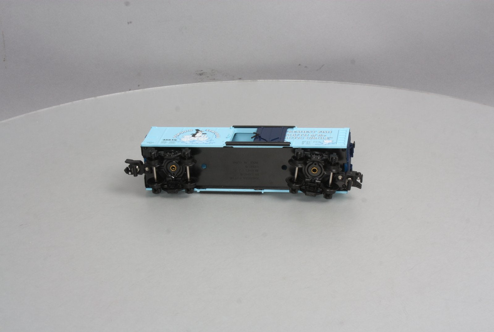 American Flyer 6-48838 S Scale Penguin Seafood Reefer Car NIB