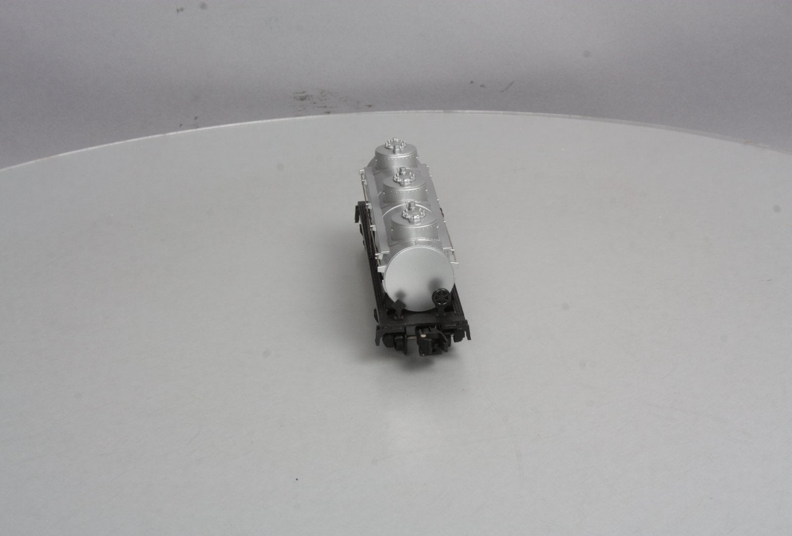 American Flyer 4-9105 S Gauge Southern Triple Dome Tank Car #9105 NIB