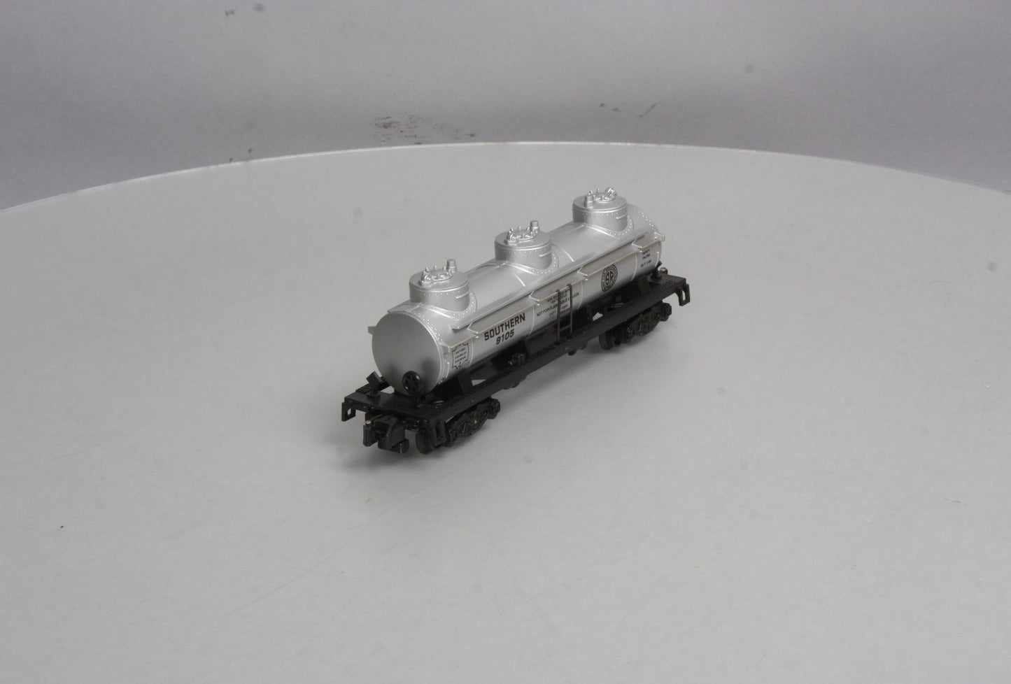 American Flyer 4-9105 S Gauge Southern Triple Dome Tank Car #9105 NIB