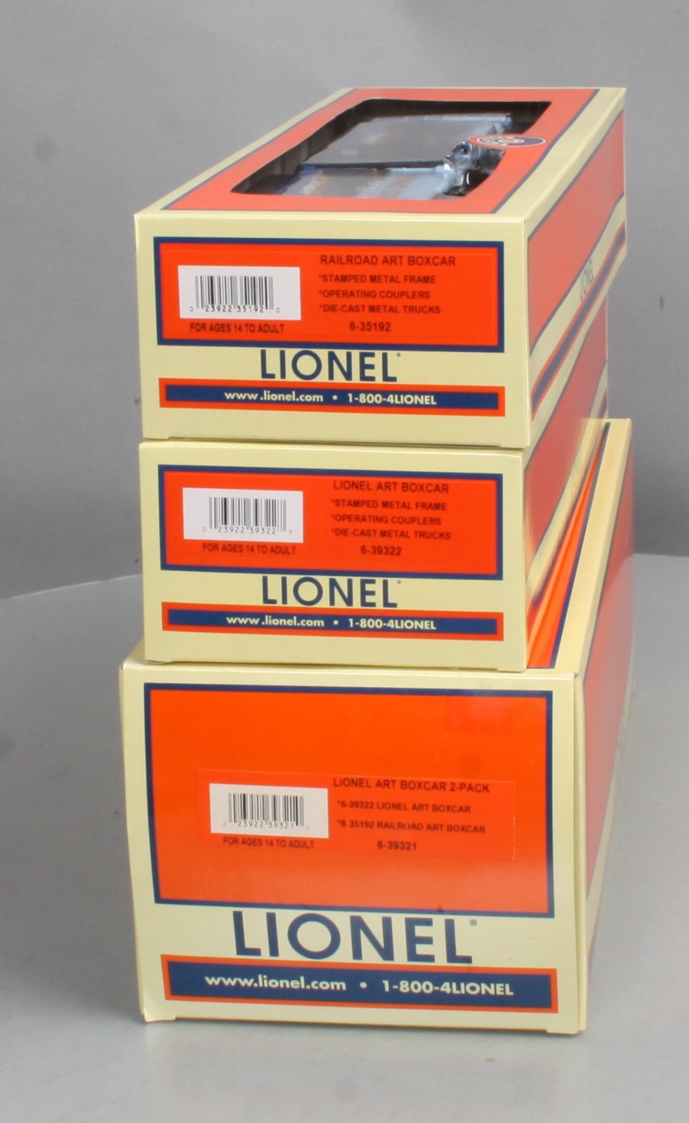 Lionel 6-39321 O Lionel Art Boxcars (Set of 2) LN/Box