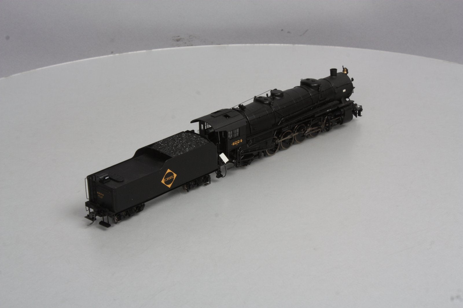 Proto 2000 920-60007 HO Erie 2-10-2 Steam Loco & Tender #4224 LN/Box