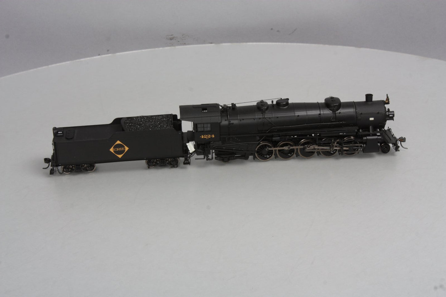 Proto 2000 920-60007 HO Erie 2-10-2 Steam Loco & Tender #4224 LN/Box