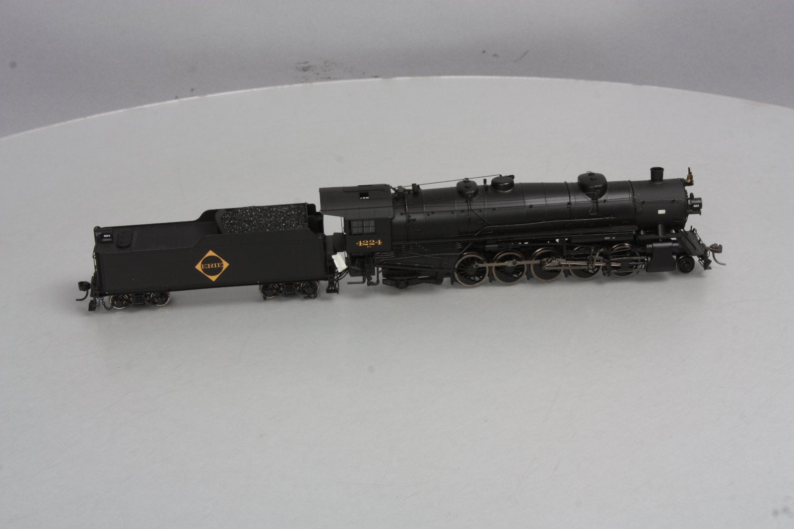 Proto 2000 920-60007 HO Erie 2-10-2 Steam Loco & Tender #4224 LN/Box