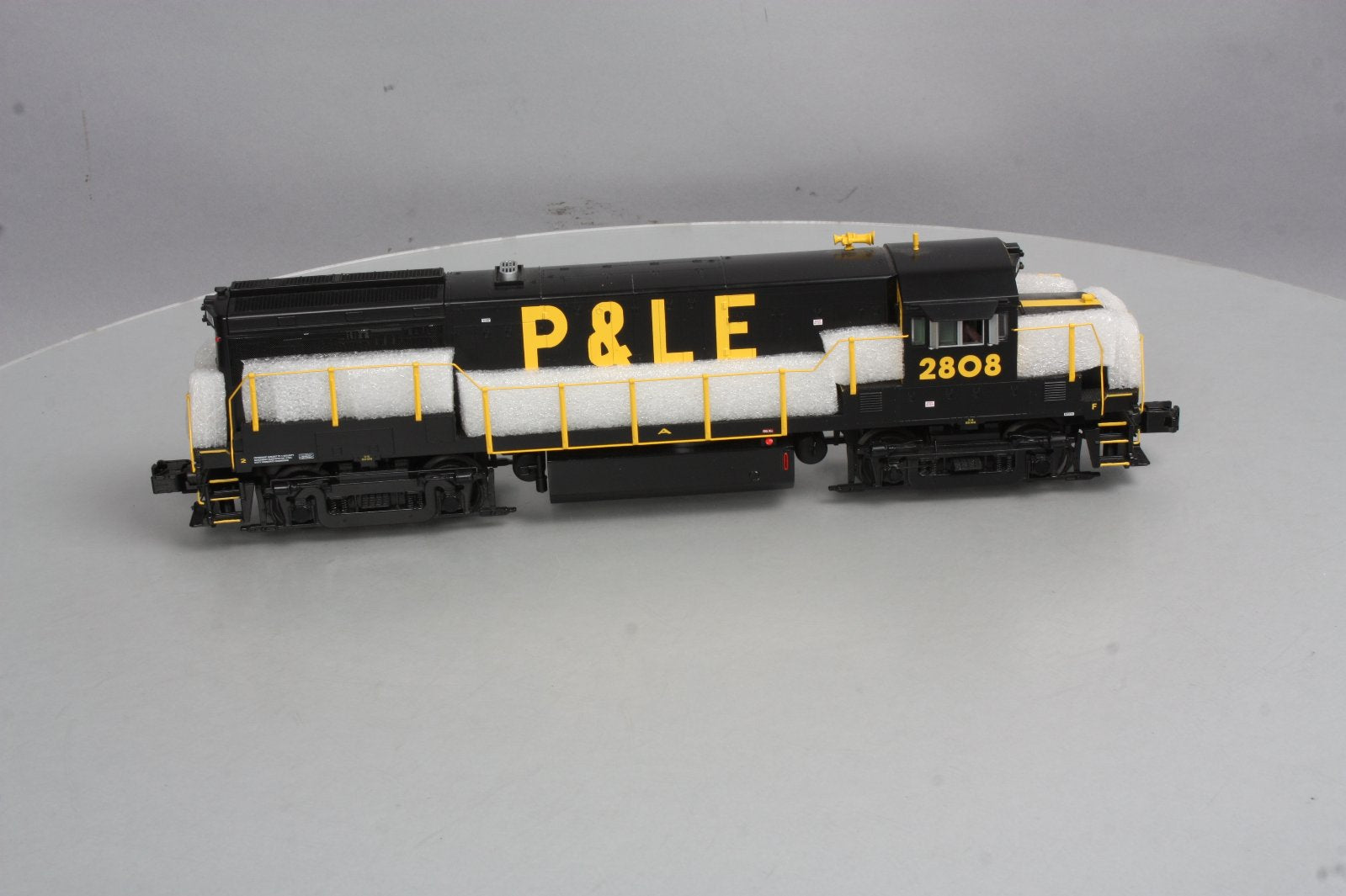 MTH 20-20106-1 P&LE U28B Diesel Engine w/PS 2.0 #2808 (Hi-Rail Wheels)