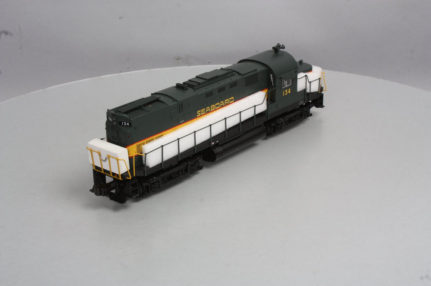 Lionel 6-34759 O Seaboard Air Line ALCO C-420 Non-Powered Diesel Loco #134