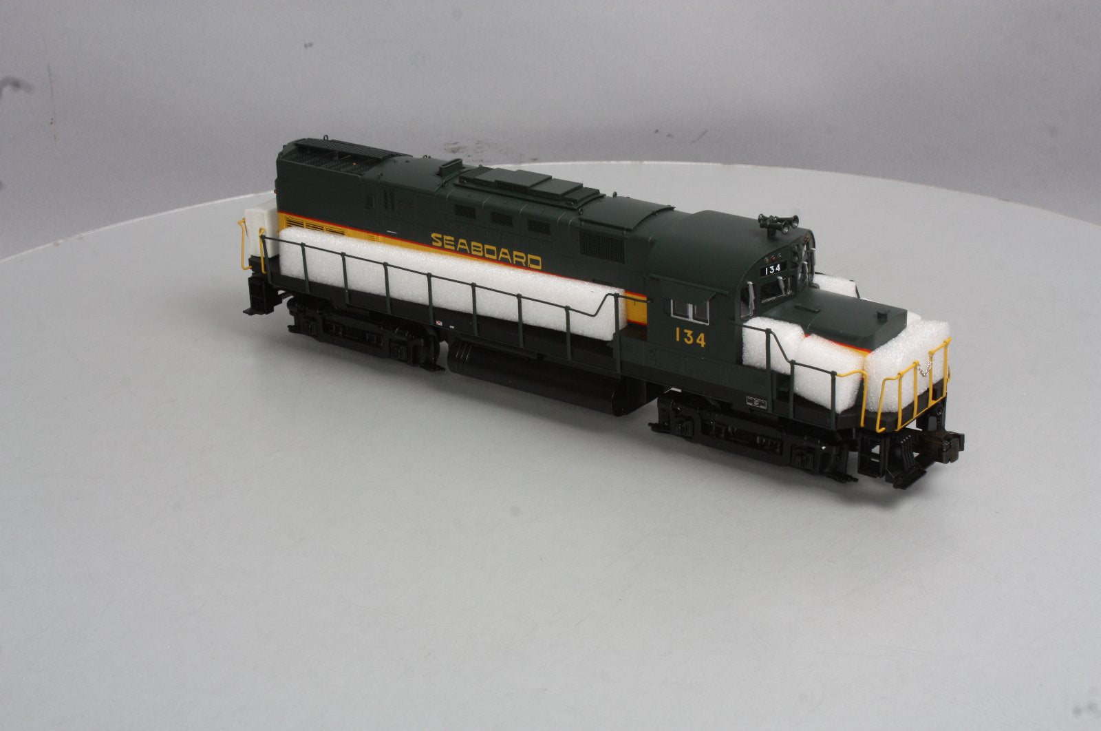 Lionel 6-34759 O Seaboard Air Line ALCO C-420 Non-Powered Diesel Loco #134