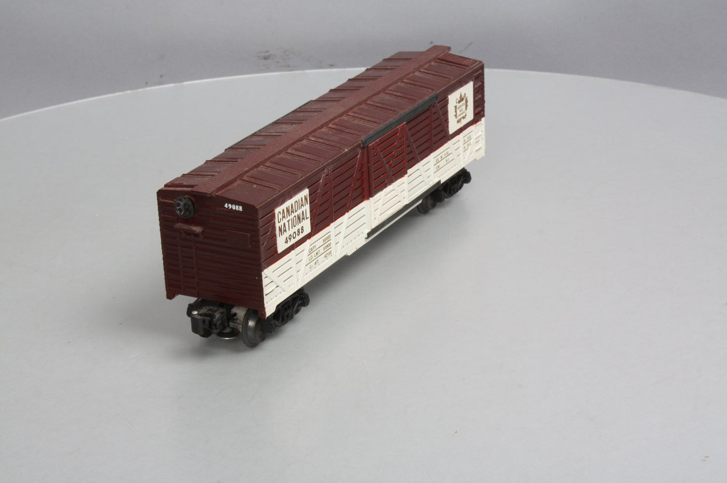 QSI 49088 Canadian National Stock Car w/Live Action Sound Module - 3 Rail LN
