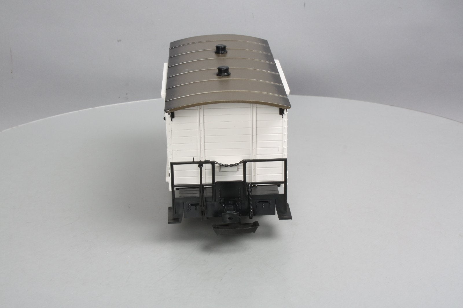 LGB 4131 G Scale Lowenbrau Beer Boxcar LN/Box