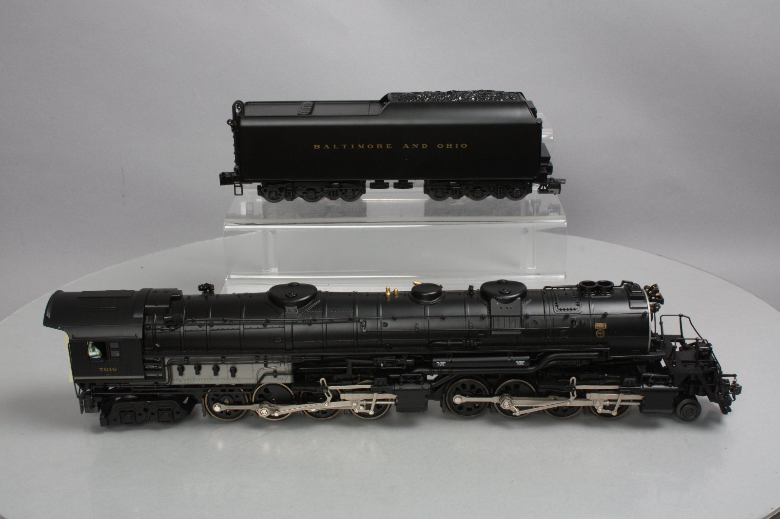 Lionel 6-28051 O Gauge B&O EM-1 2-8-8-4 Steam Locomotive & Tender #7616 LN/Box