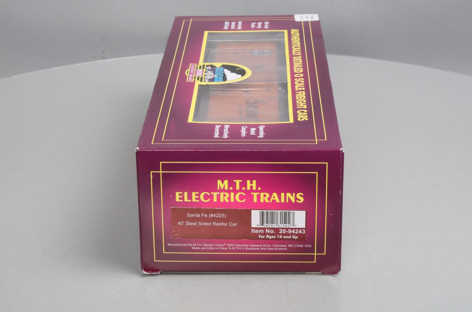 MTH 20-94243 Santa Fe Steel Sided Reefer #4225