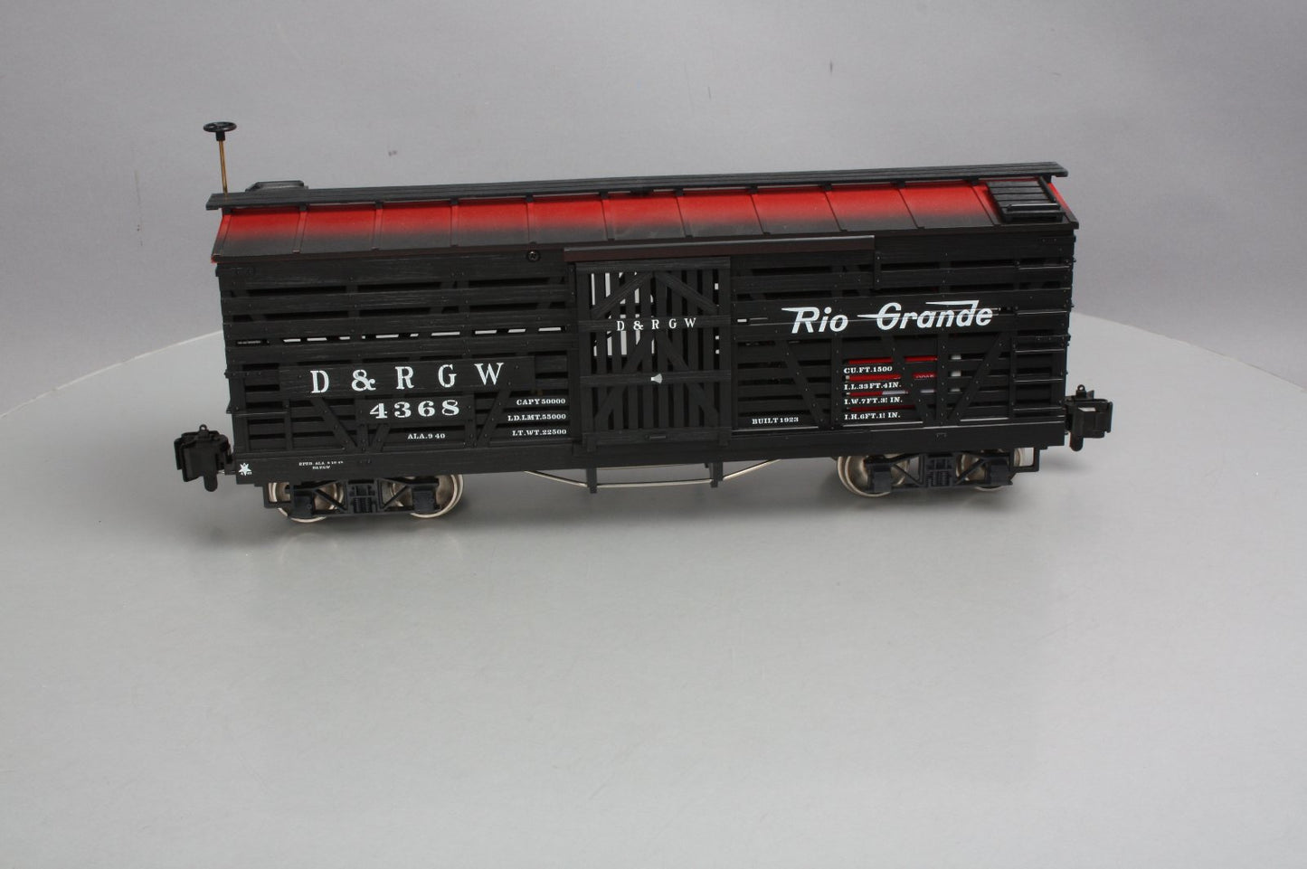 LGB 43682 G Scale D&RGW Cattle Car w/ Electric Sound (Metal Wheels) LN/Box