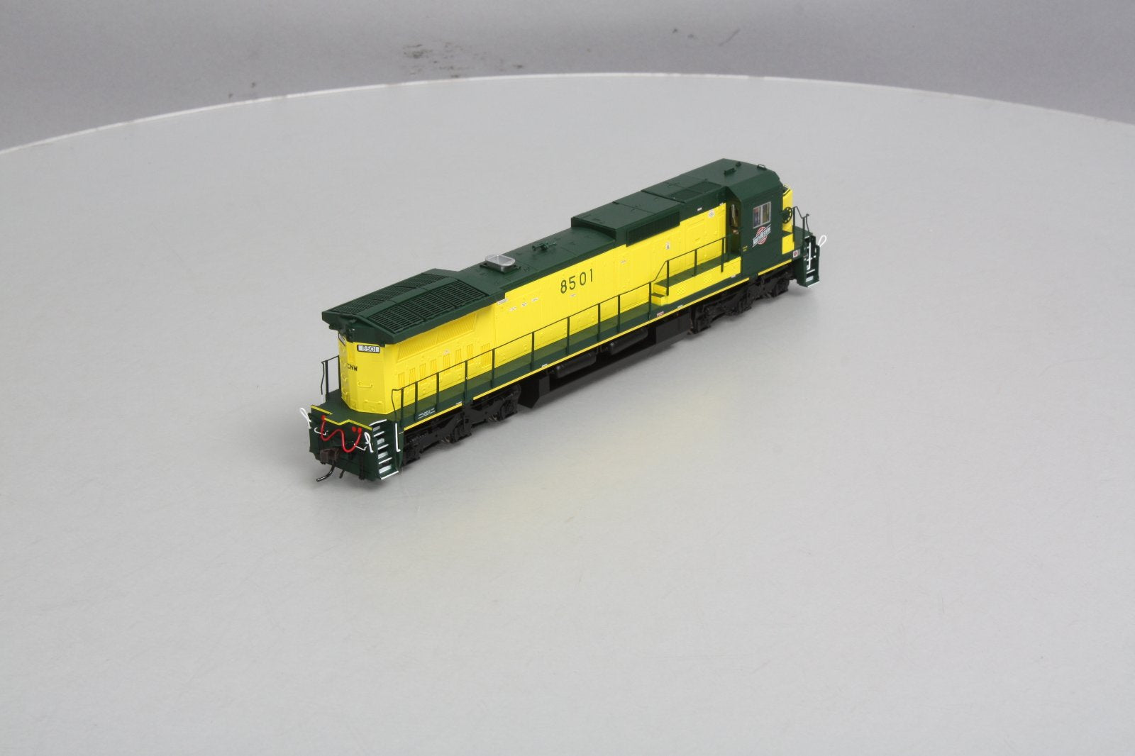Atlas 7605 HO Chicago & North Western Dash 8-40C Diesel Locomotive #8501