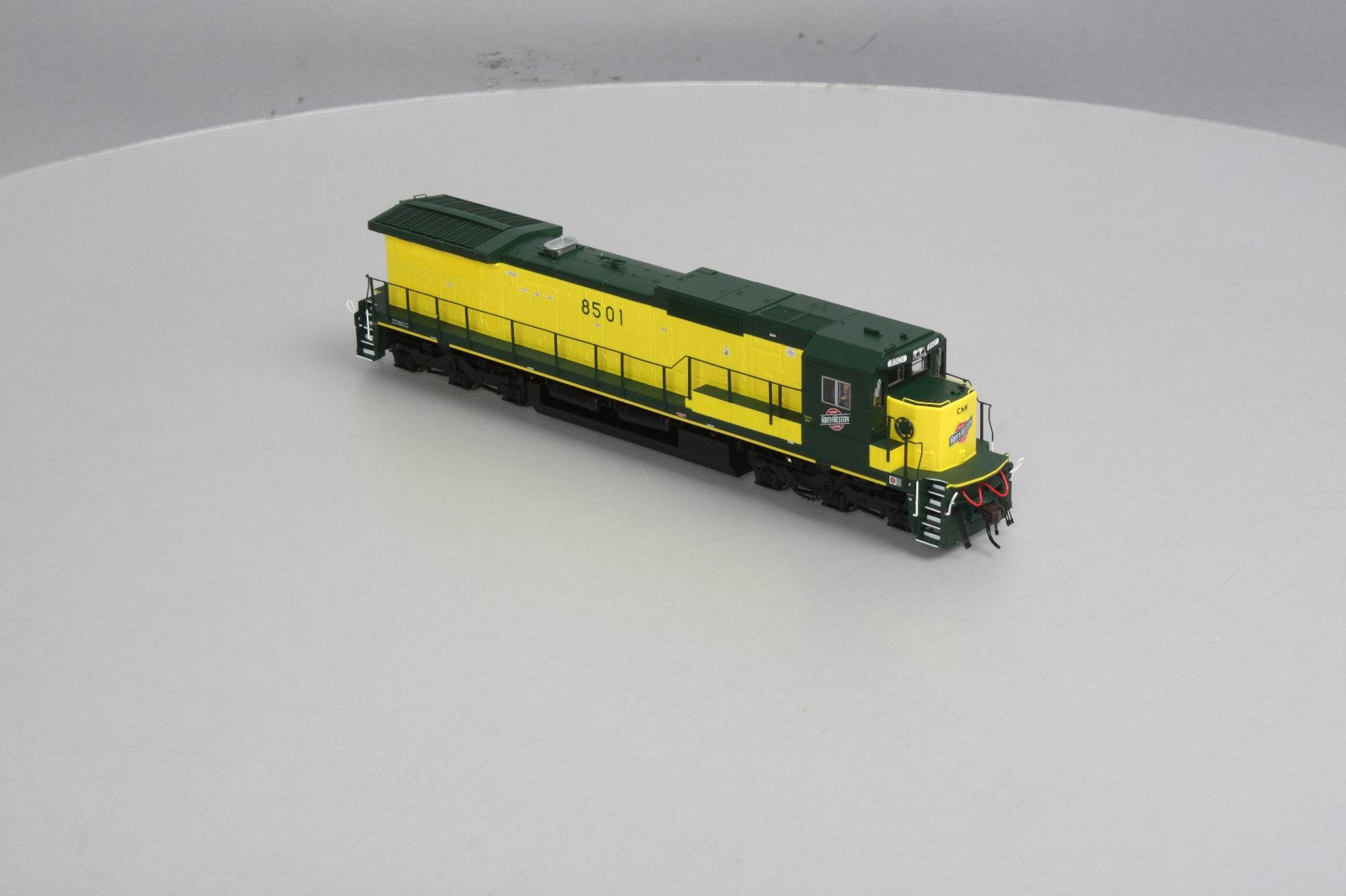 Atlas 7605 HO Chicago & North Western Dash 8-40C Diesel Locomotive #8501