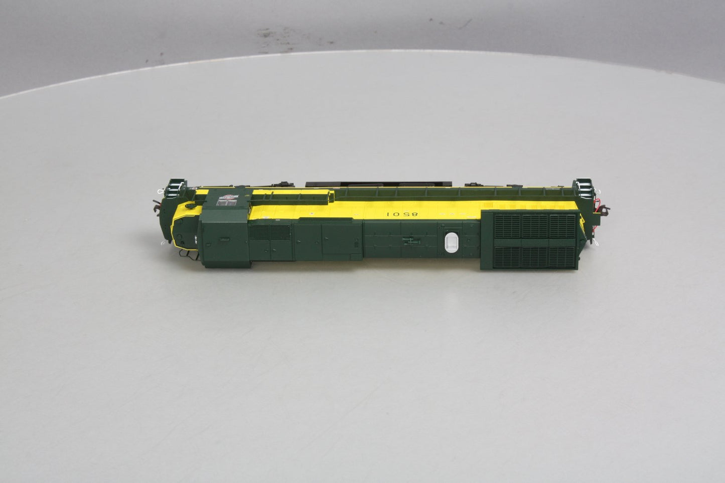 Atlas 7605 HO Chicago & North Western Dash 8-40C Diesel Locomotive #8501