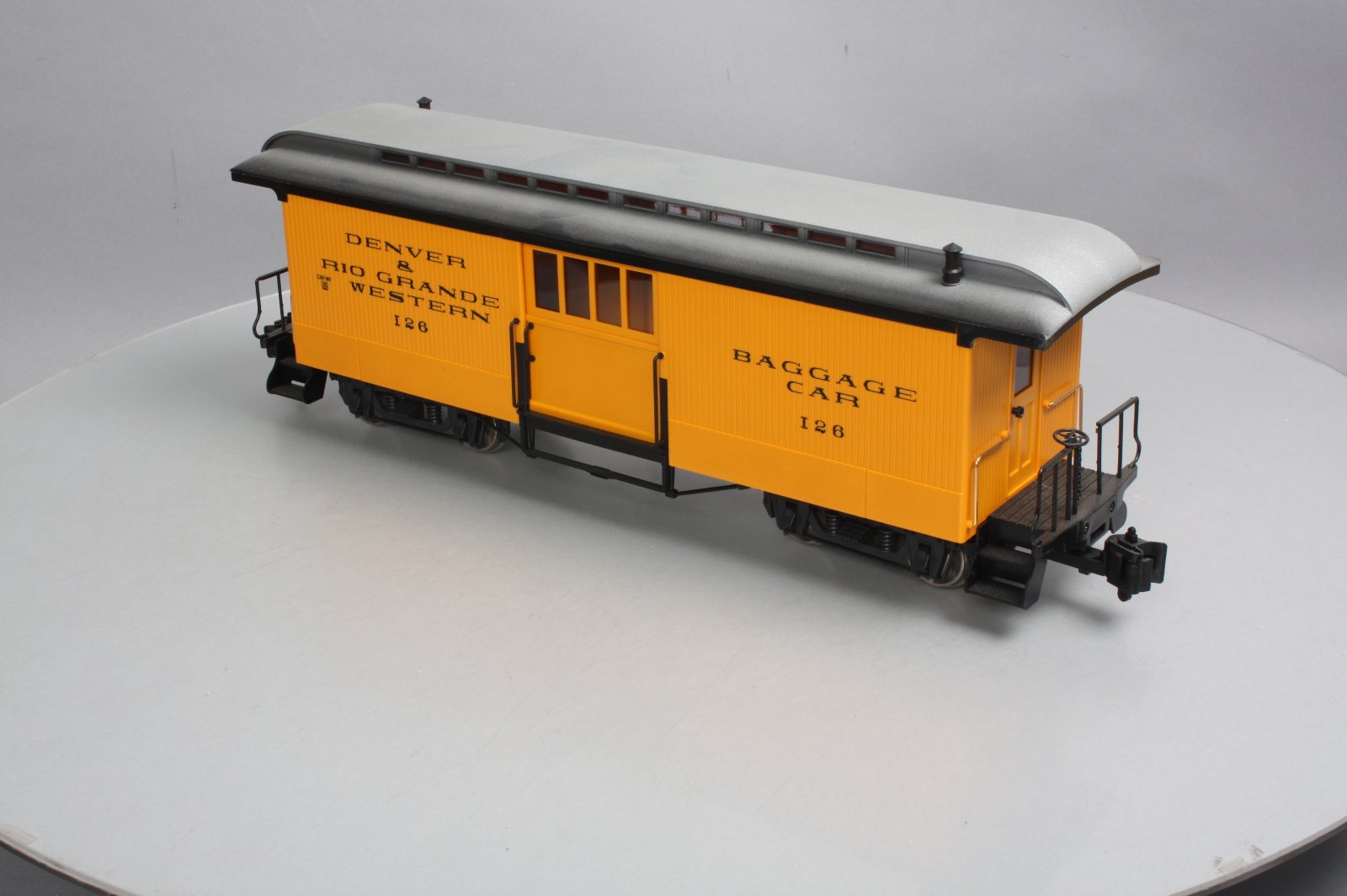 LGB 3084 D&RG Yellow & Silver Baggage Car w/ Custom Figure - Metal Wheels LN/Box