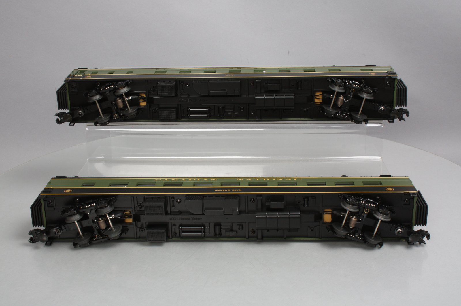 MTH 20-66029 O Canadian National 70' Streamlined Sleeper/Diner Passenger Car Set LN/Box