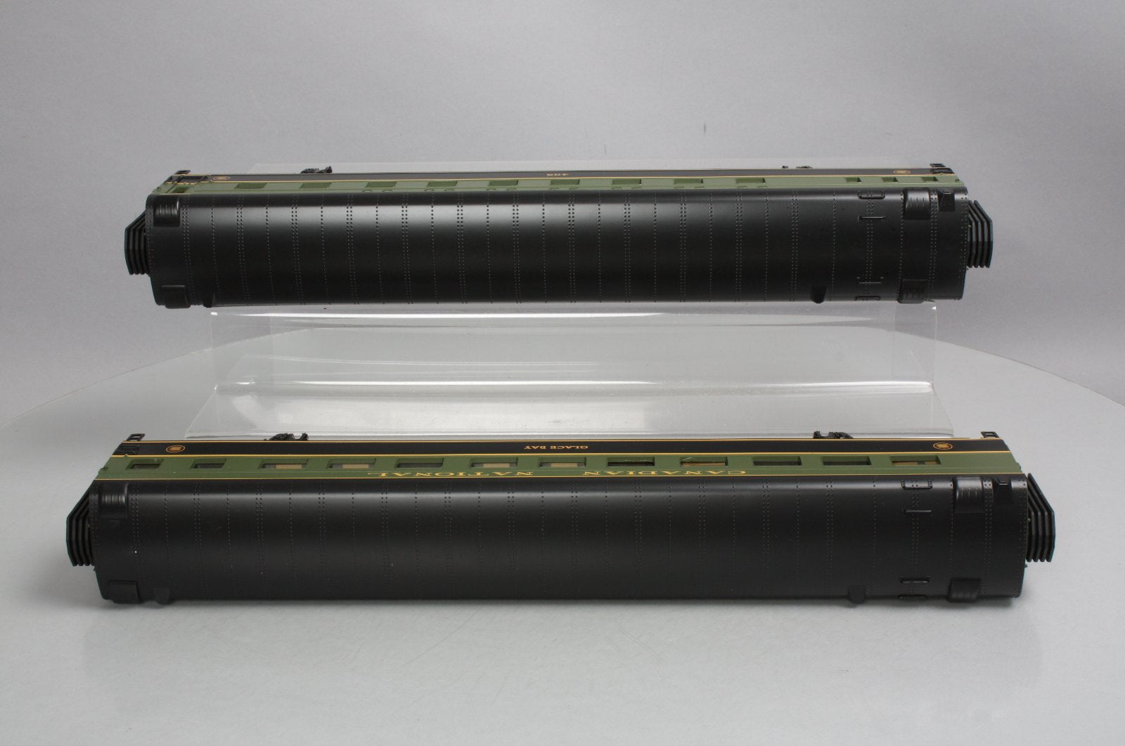 MTH 20-66029 O Canadian National 70' Streamlined Sleeper/Diner Passenger Car Set LN/Box