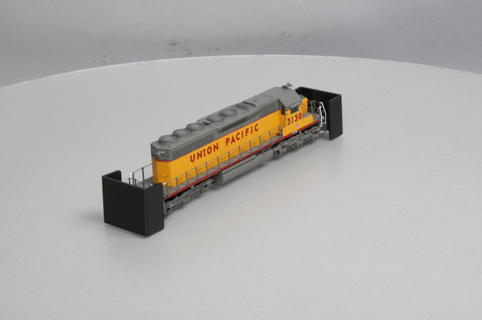 Broadway Limited 709 HO Scale Union Pacific EMD SD40-2 #3130 with