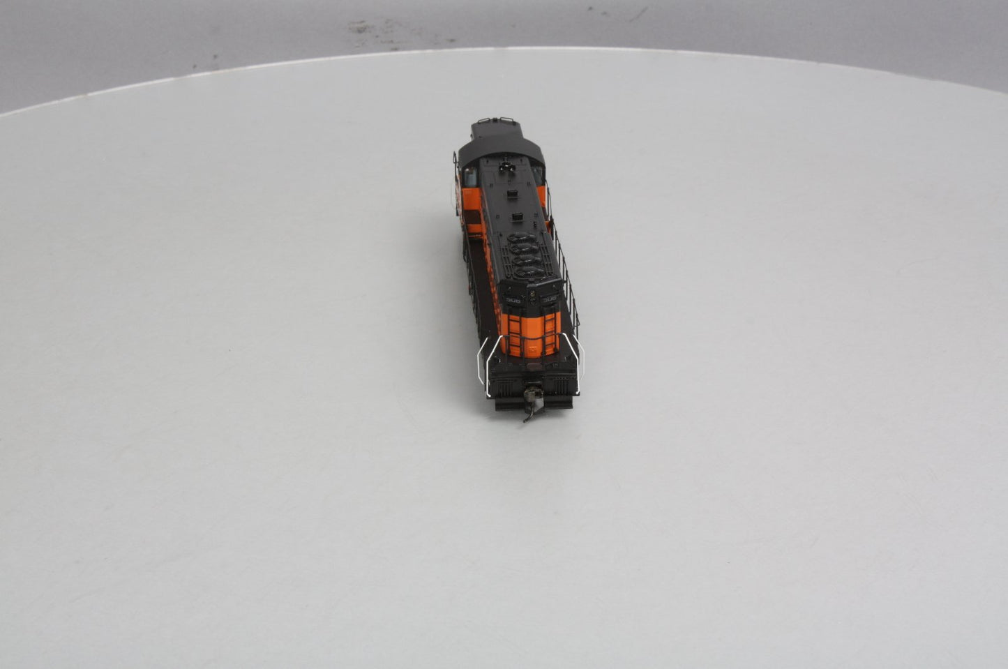 Broadway Limited 5020 HO Milwaukee Road EMD SD9 #508 with Sound