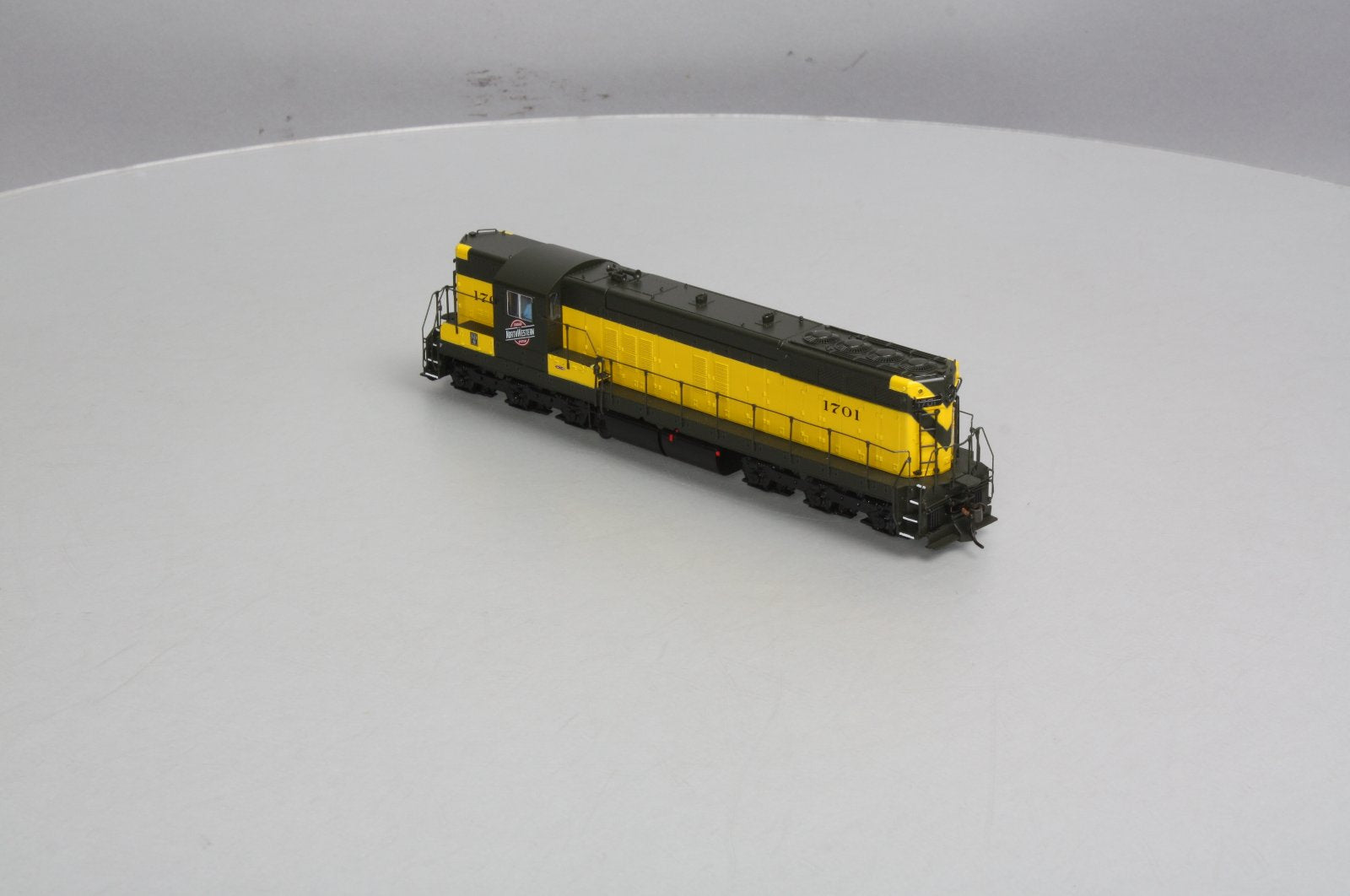 Broadway Limited 5026 HO Chicago & North Western EMD SD9 #1701 with Sound