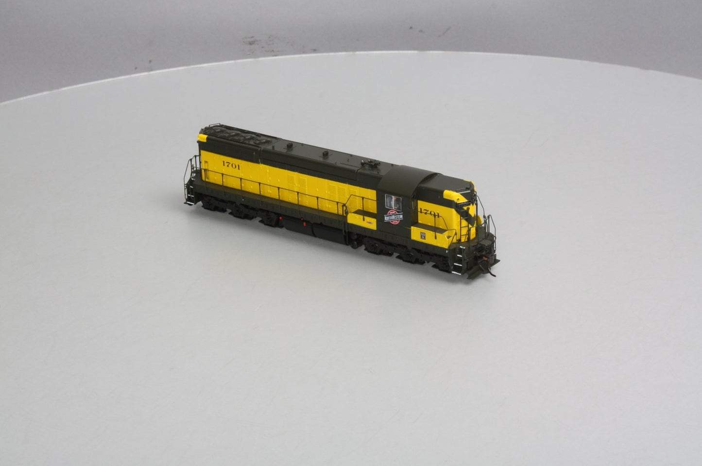 Broadway Limited 5026 HO Chicago & North Western EMD SD9 #1701 with Sound