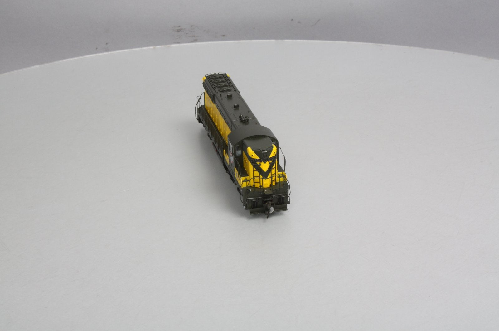 Broadway Limited 5026 HO Chicago & North Western EMD SD9 #1701 with Sound
