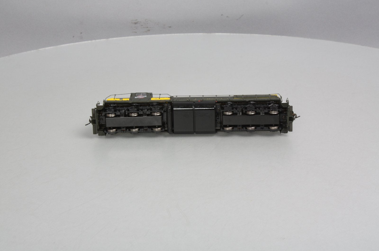 Broadway Limited 5026 HO Chicago & North Western EMD SD9 #1701 with Sound