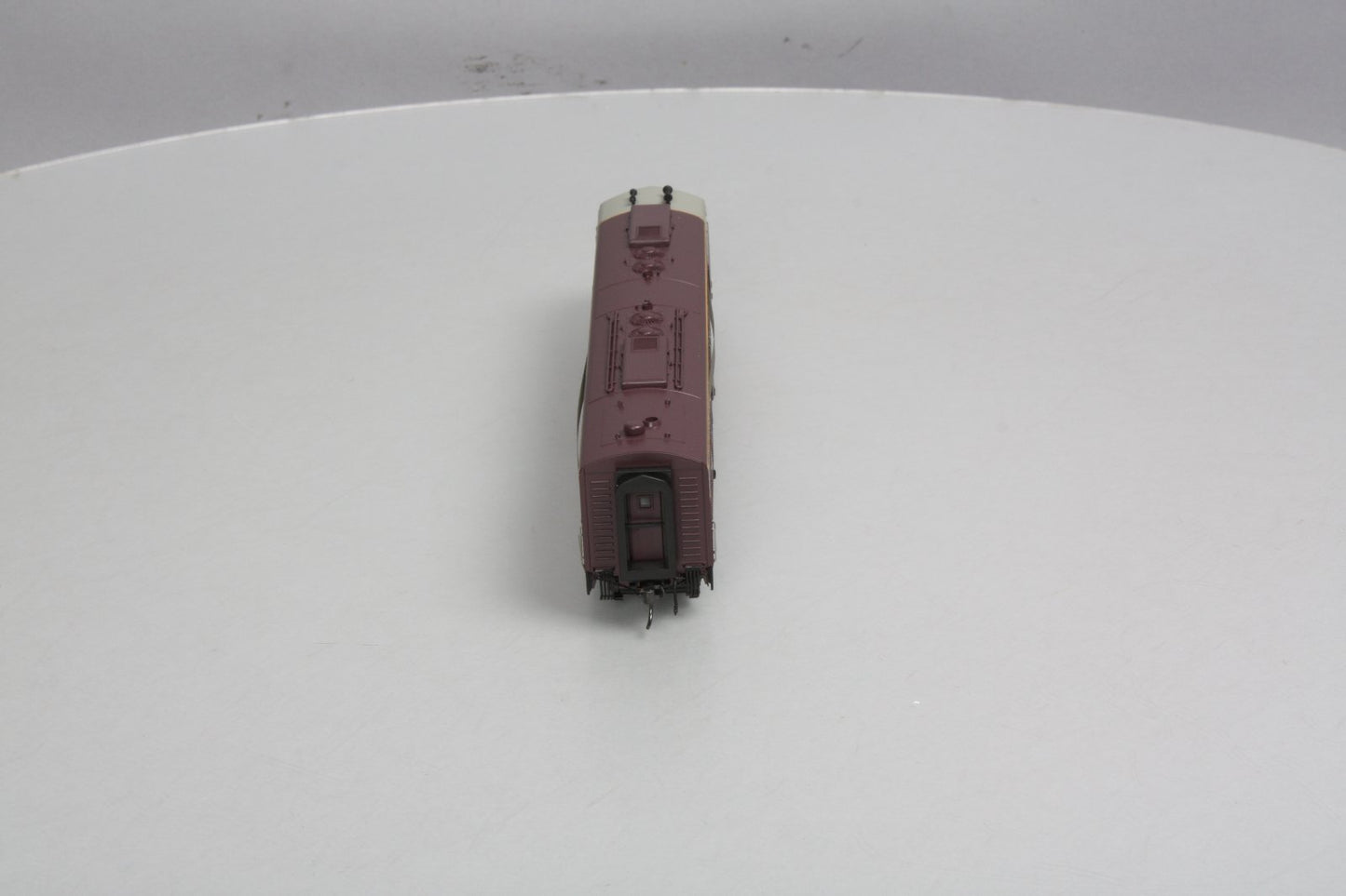 Broadway Limited 445 HO Canadian Pacific EMD E8A Diesel #1801 w/DCC & Sound