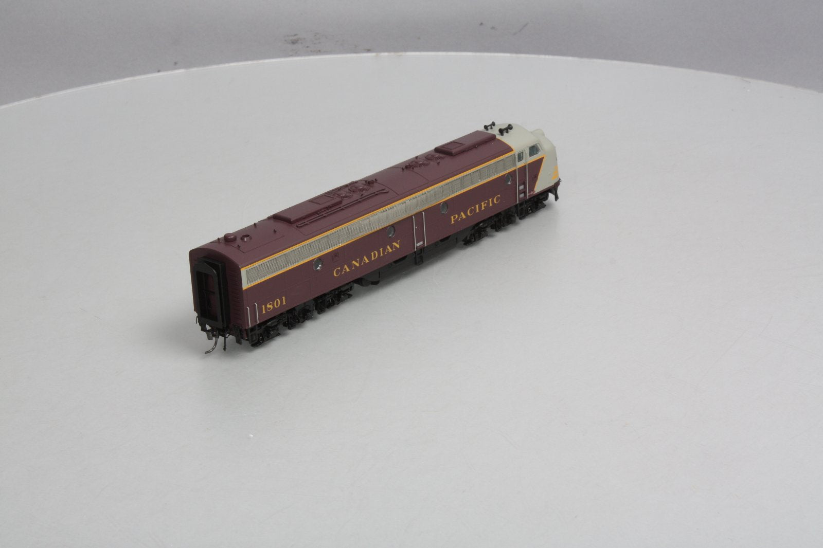Broadway Limited 445 HO Canadian Pacific EMD E8A Diesel #1801 w/DCC & Sound