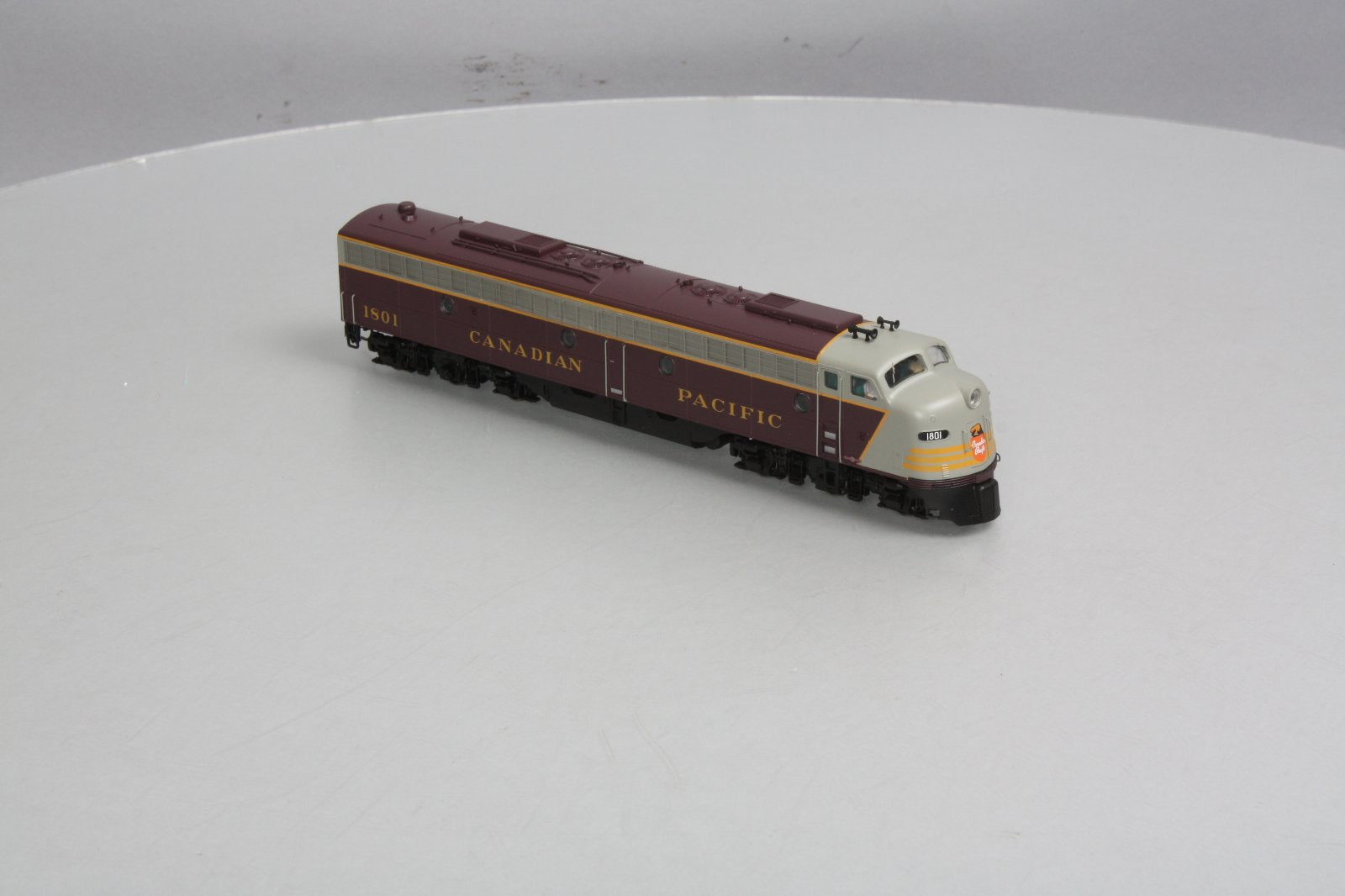 Broadway Limited 445 HO Canadian Pacific EMD E8A Diesel #1801 w/DCC & Sound