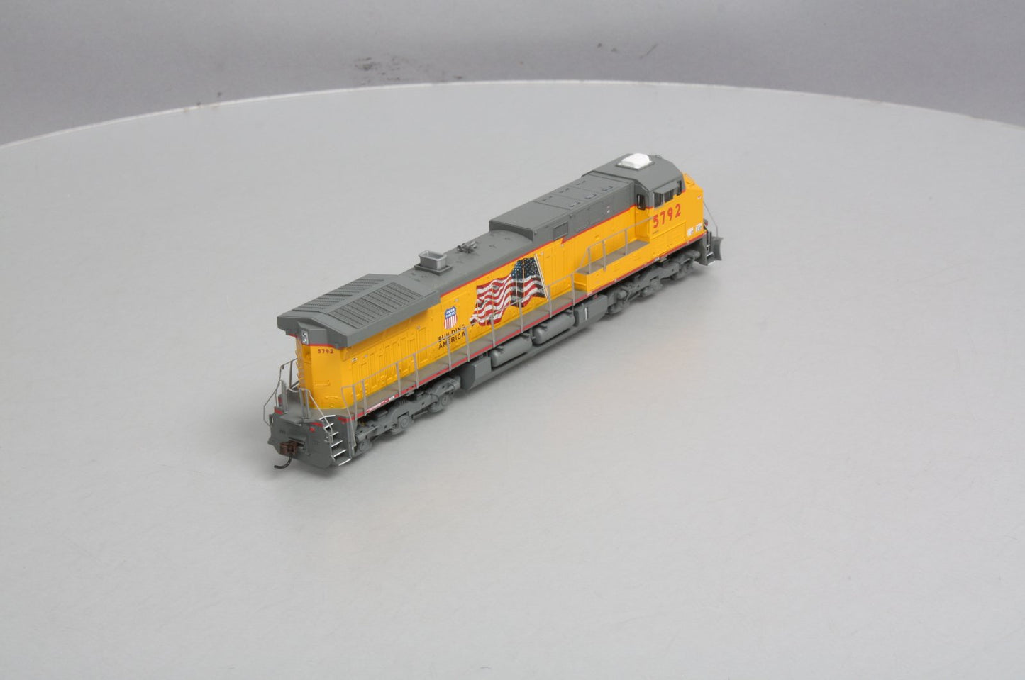 Athearn 8081 HO Union Pacific AC4400 Diesel Locomotive #5792 -DC LN/Box
