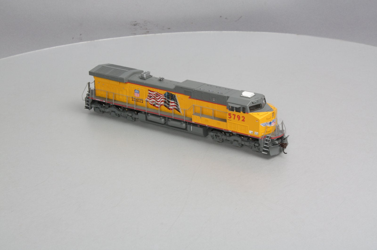 Athearn 8081 HO Union Pacific AC4400 Diesel Locomotive #5792 -DC LN/Box