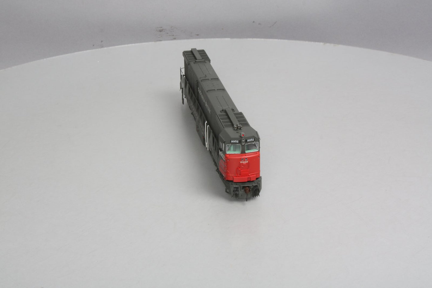 Athearn 88680 HO Southern Pacific GE U50 Diesel Locomotive #9952